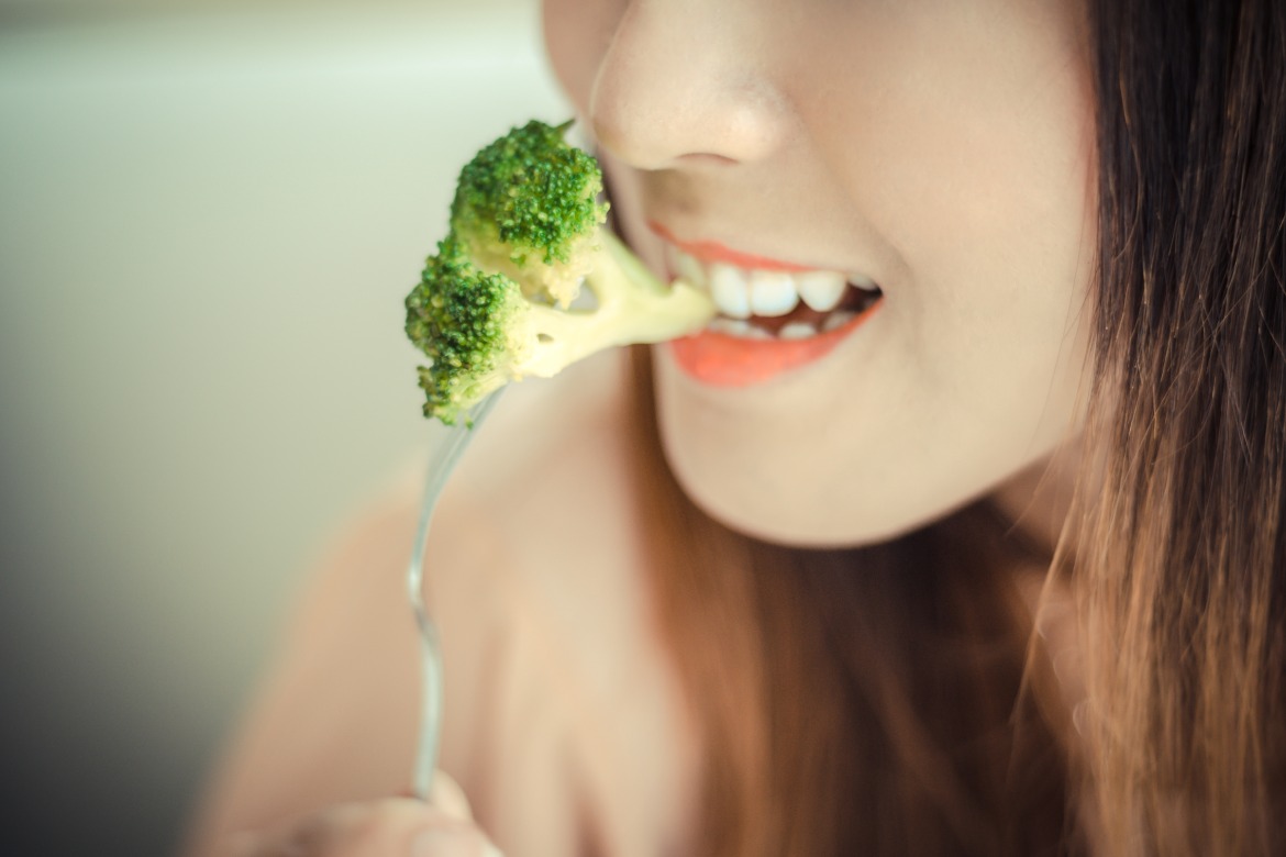 quali-sono-i-benefici-della-vitamina-c-broccoli-arancie-mbenessere